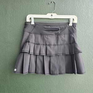 Royal Alexandra Black Pleated Skort